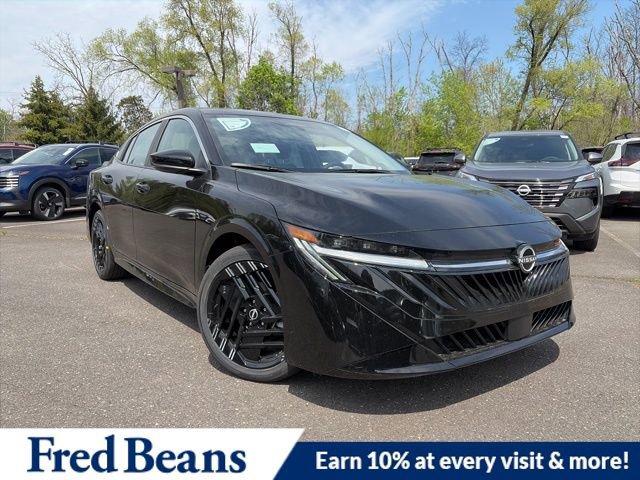 New 2026 Nissan Sentra SR w/ Floor Mat Package FWD image 1