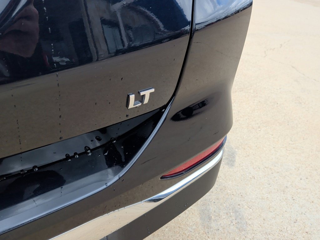 Used 2021 Chevrolet Equinox LT FWD image 39