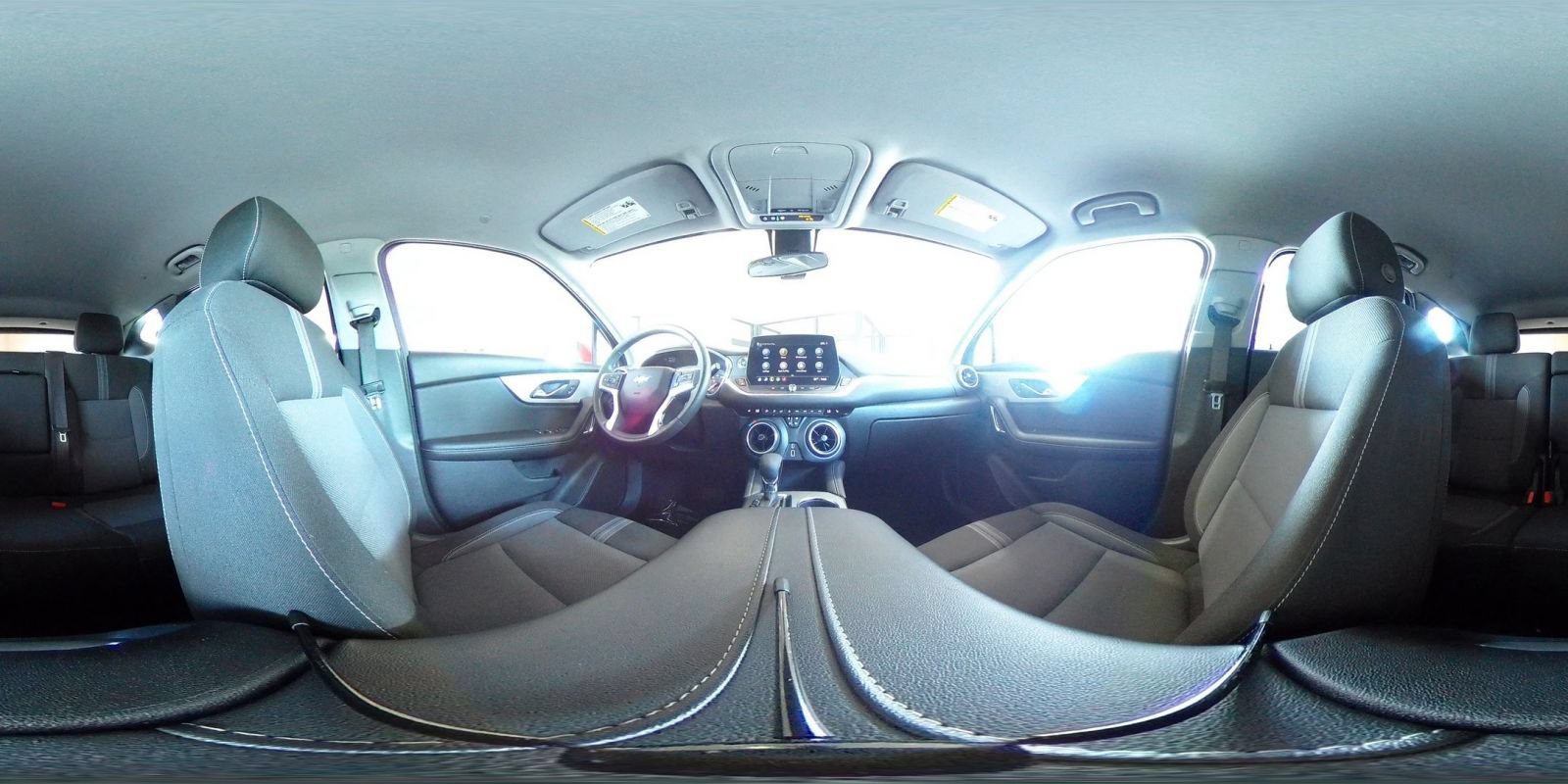 Used 2025 Chevrolet Blazer LT FWD image 39