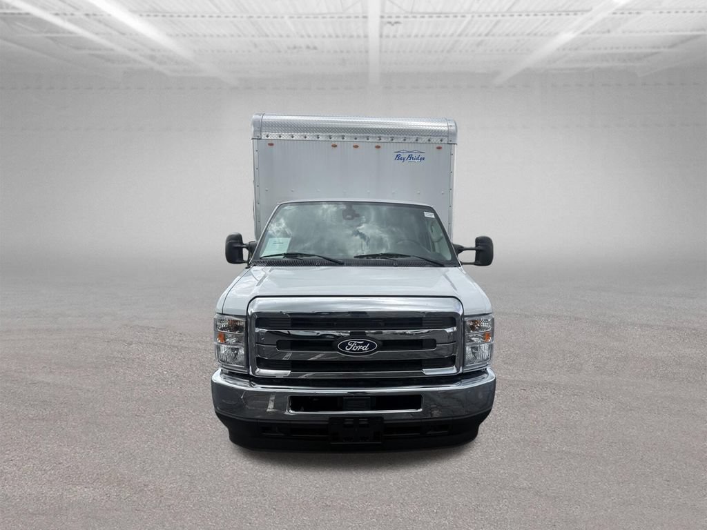 New 2027 Ford E-450 and Econoline 450 Super Duty w/ Power Equipment Group RWD image 11