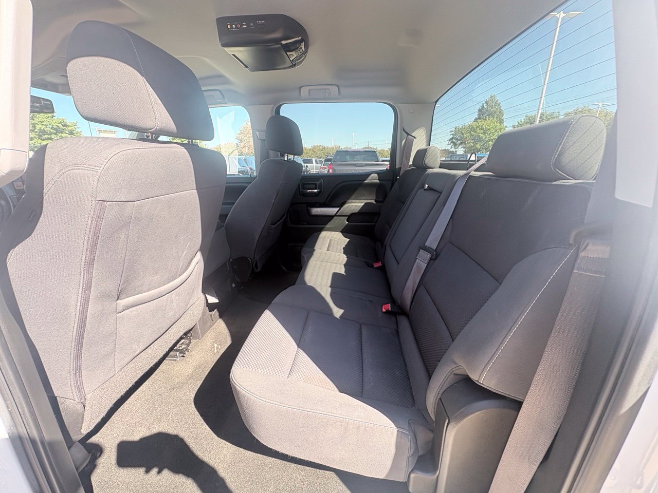 Used 2017 Chevrolet Silverado 1500 LT w/ All Star Edition AWD/4WD image 7