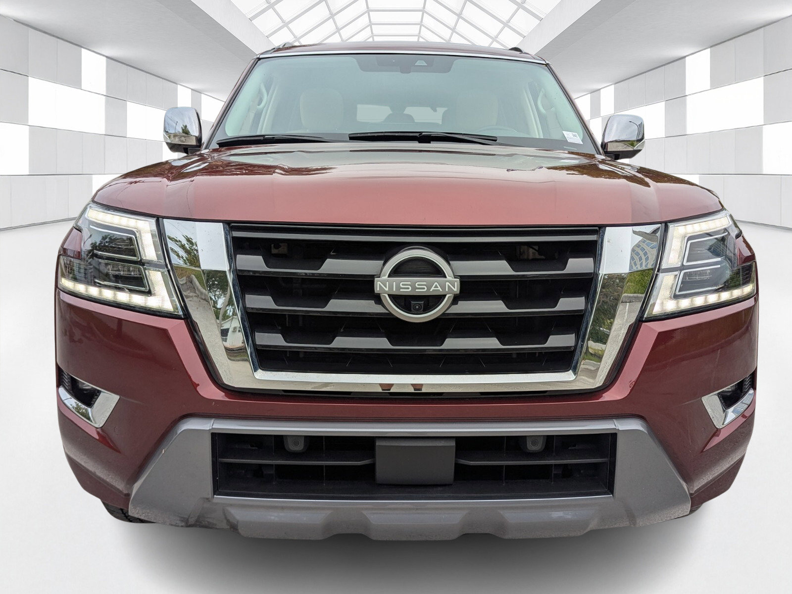 Used 2024 Nissan Armada Platinum w/ Cargo Package AWD/4WD image 2