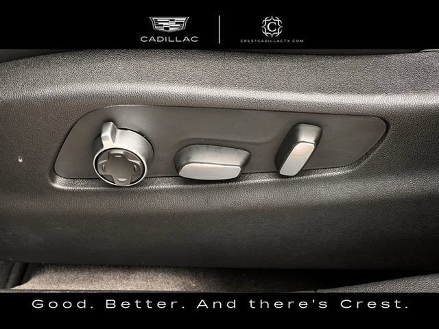 Used 2025 Cadillac XT4 Sport w/ LPO, Floor Liner Package FWD image 27