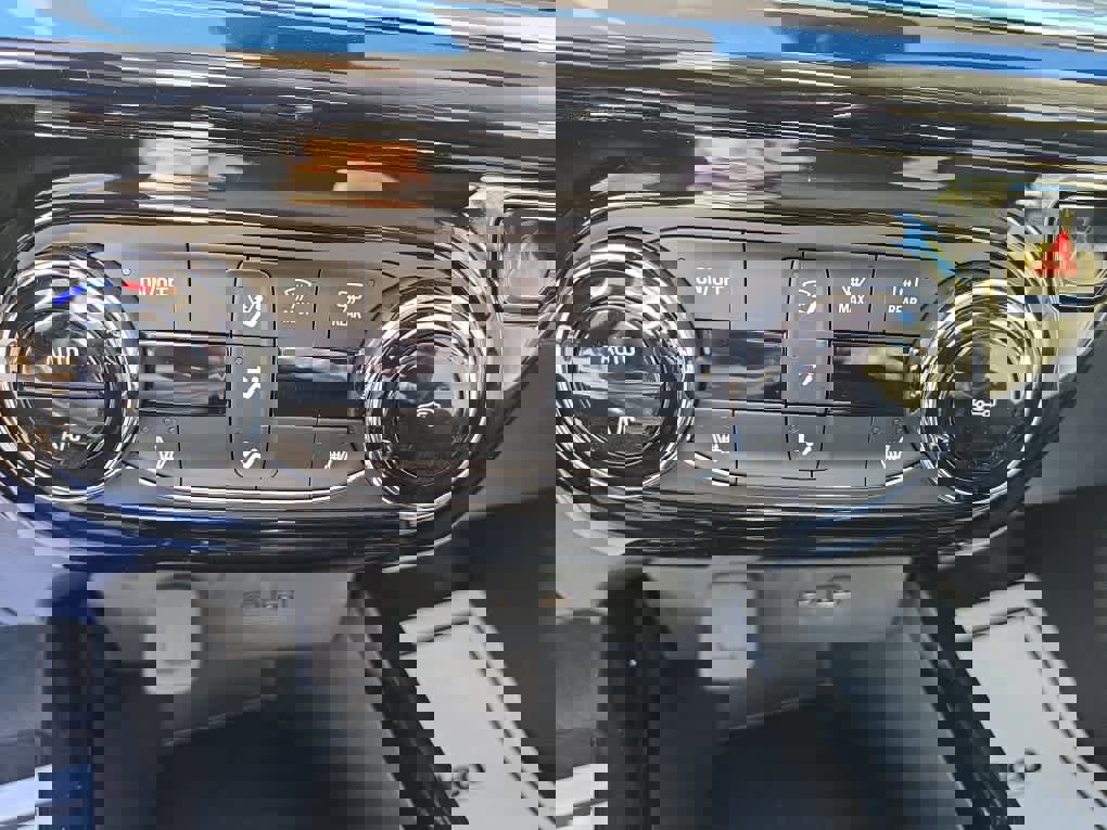 New 2026 Chevrolet Trax ACTIV w/ Driver Confidence Package image 24