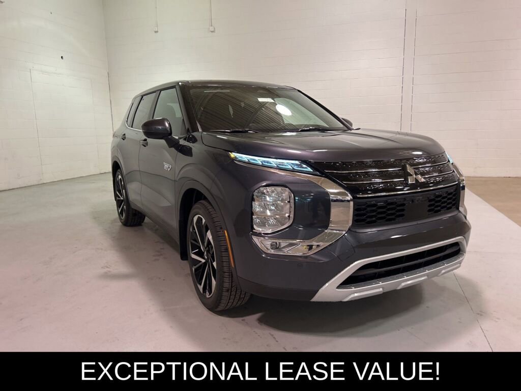 New 2025 Mitsubishi Outlander SE