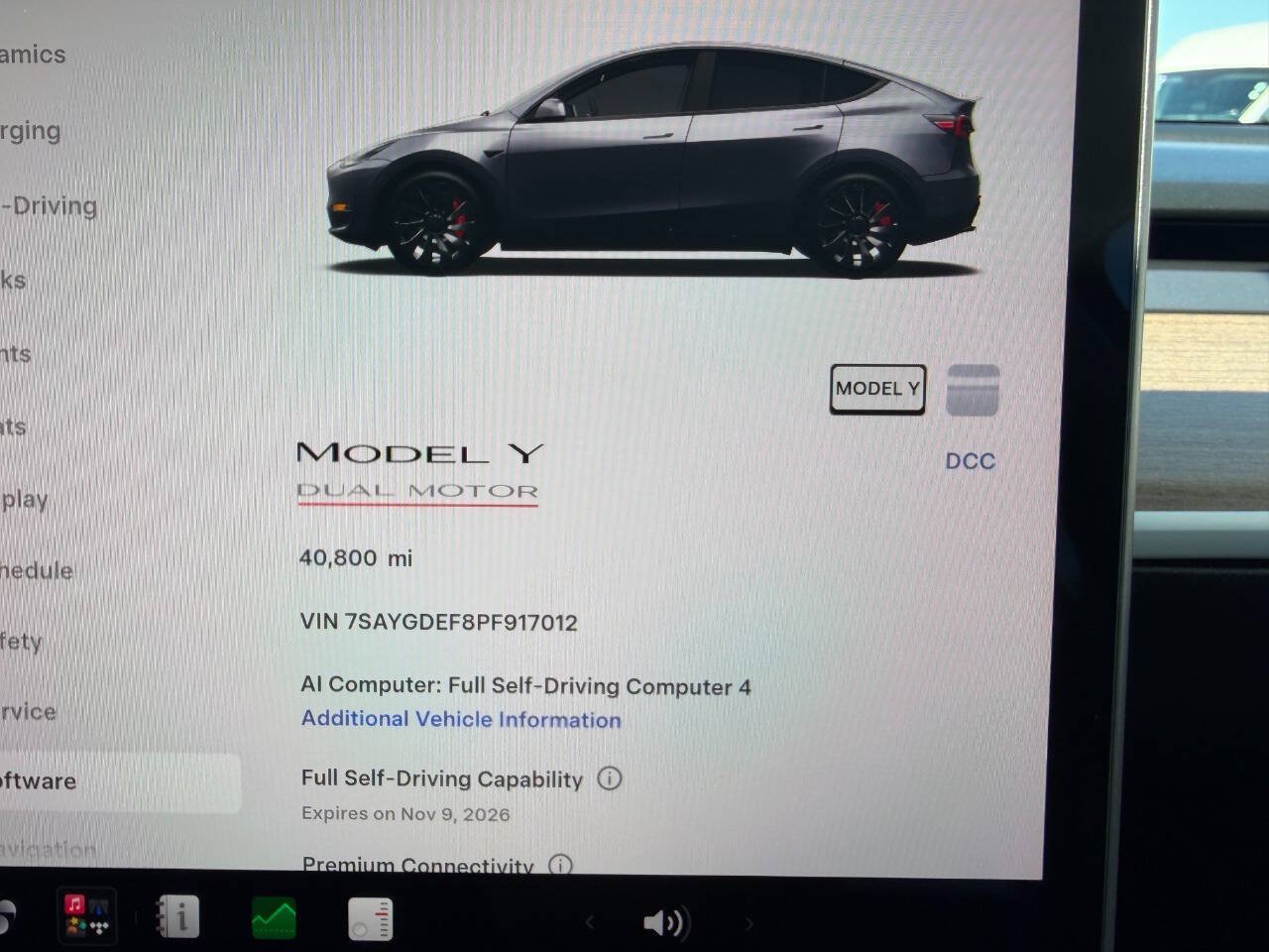 Used 2023 Tesla Model Y Performance AWD/4WD image 27