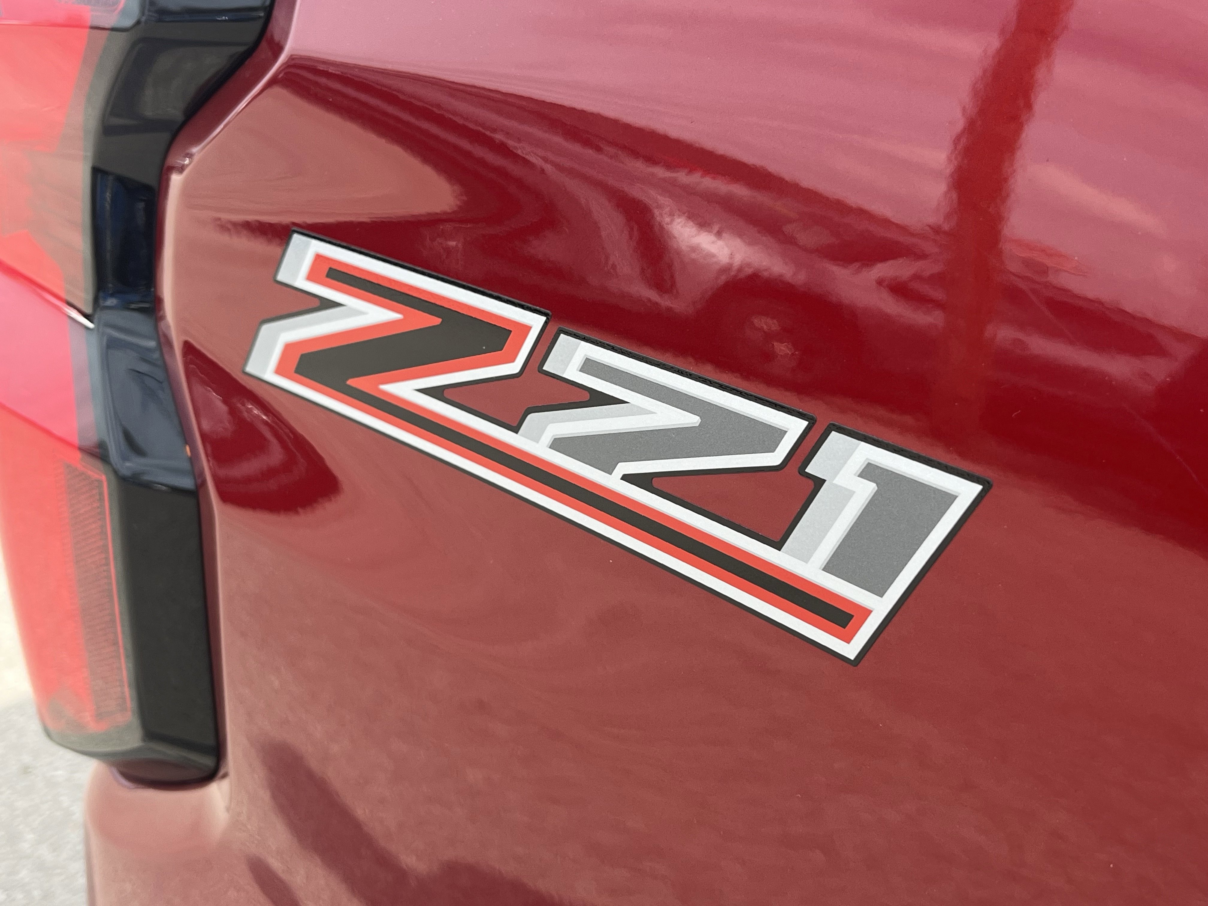 Used 2023 Chevrolet Colorado Z71 w/ Z71 Convenience Package 2 image 11