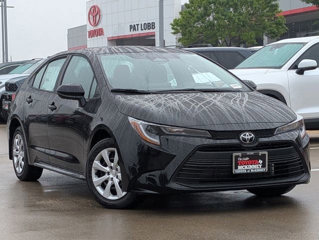 New 2026 Toyota Corolla LE FWD image 2