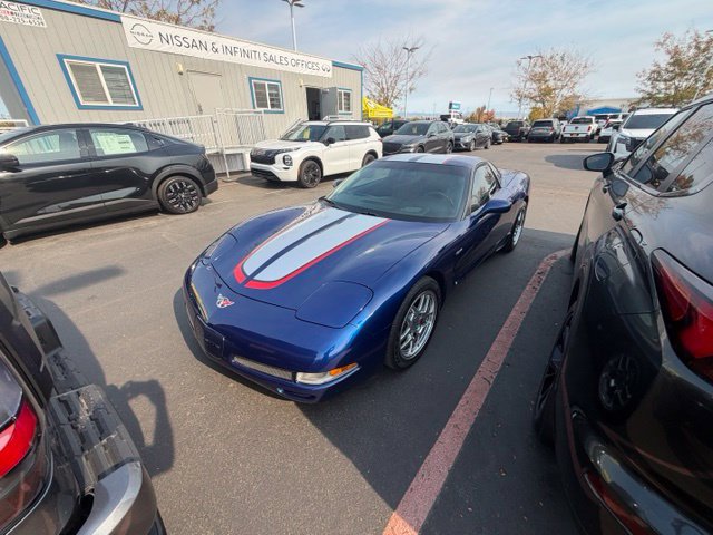 Used 2004 Chevrolet Corvette Z06 w/ Z06 Preferred Equipment Group RWD image 2