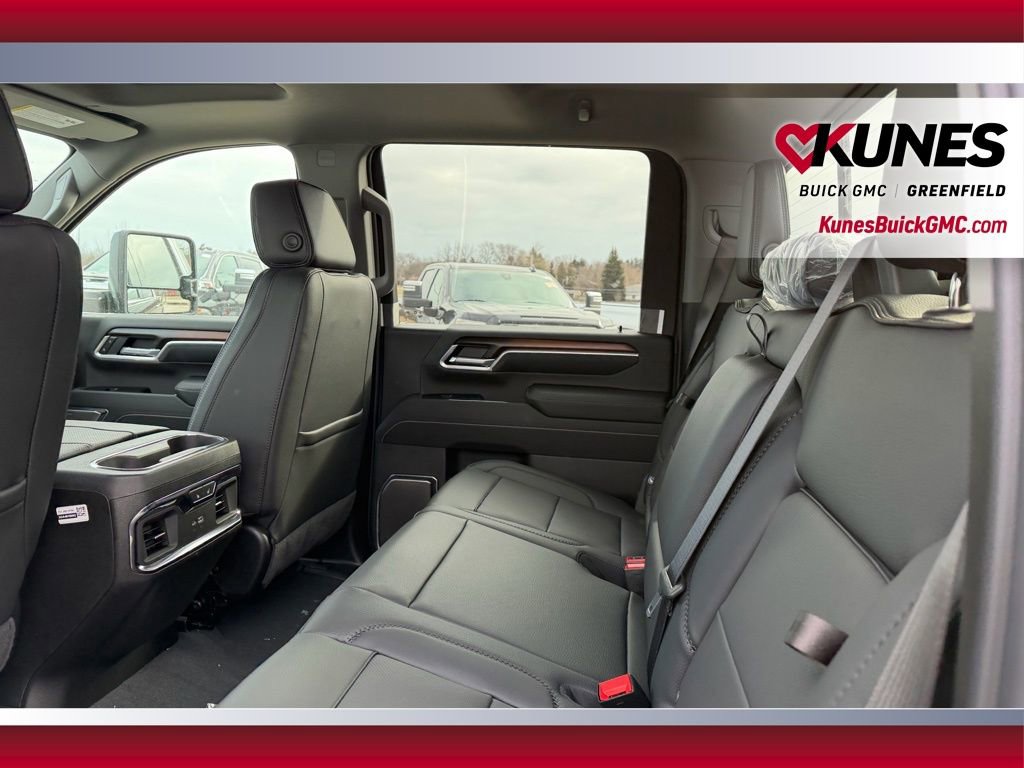 New 2026 GMC Sierra 2500 Denali w/ Denali Reserve Package image 2