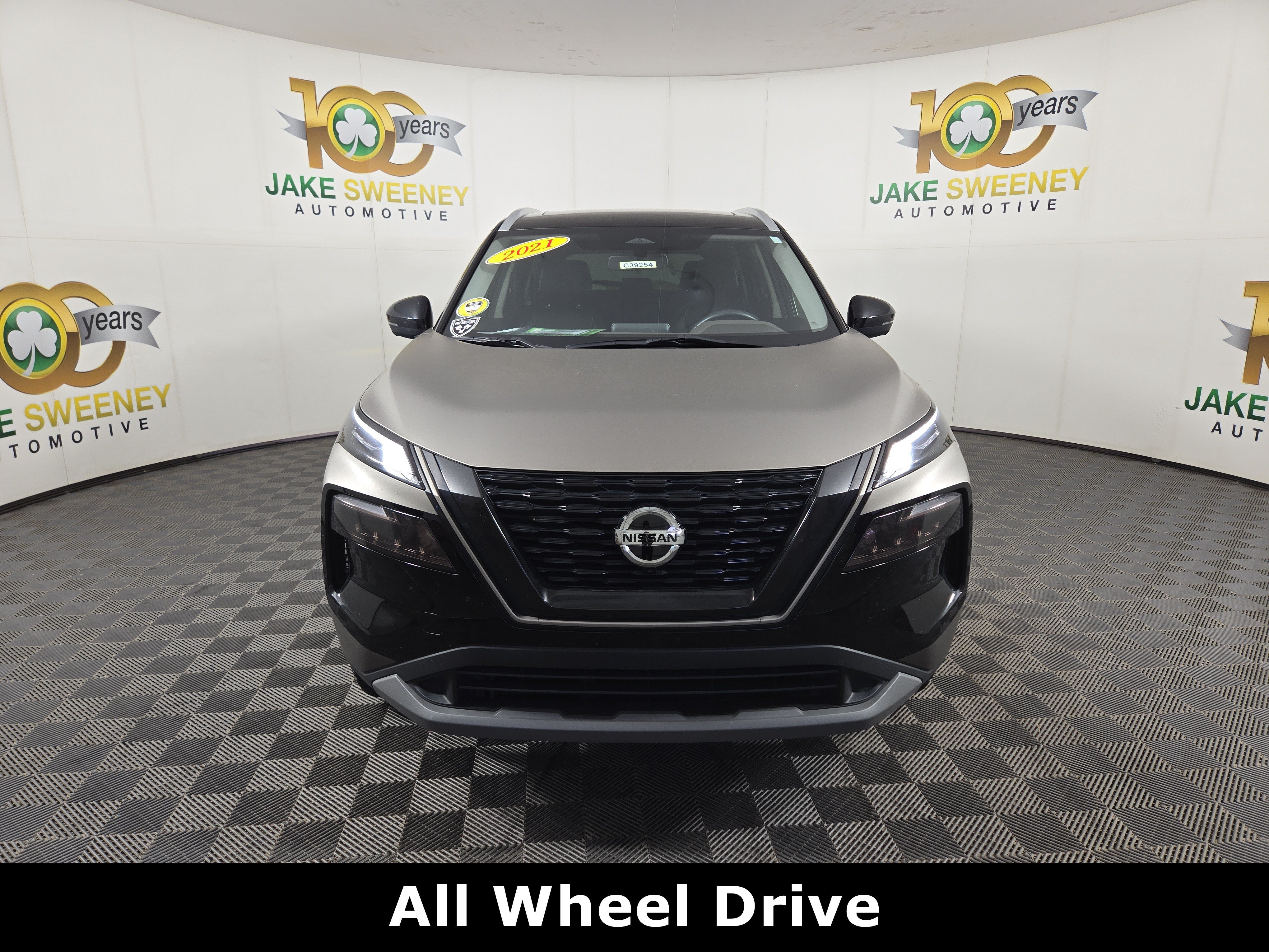 Used 2021 Nissan Rogue SV w/ Premium Package AWD/4WD image 3