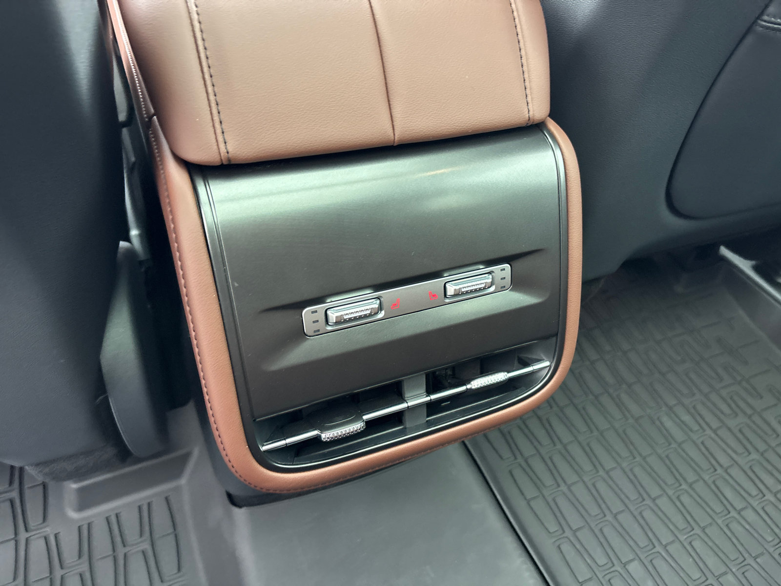 New 2026 Lincoln Nautilus Reserve AWD/4WD image 31
