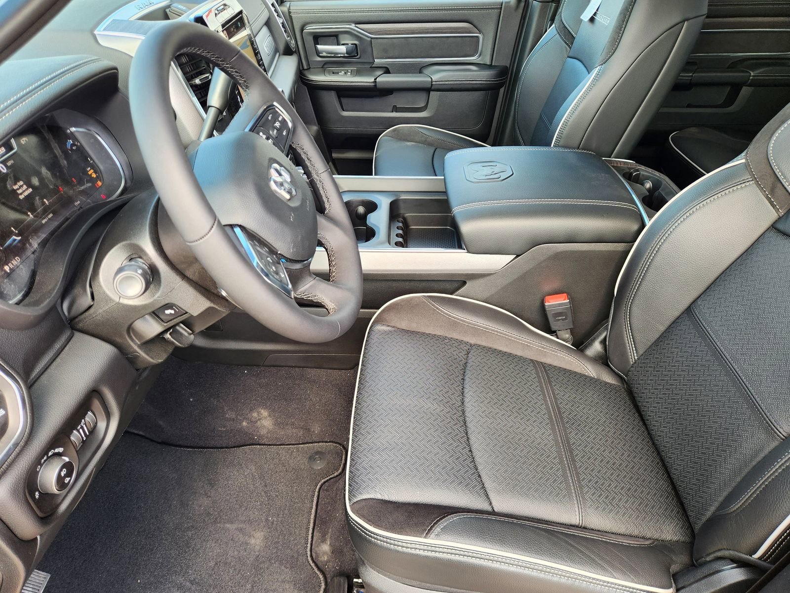 New 2026 RAM 2500 Laramie w/ Night Edition image 13