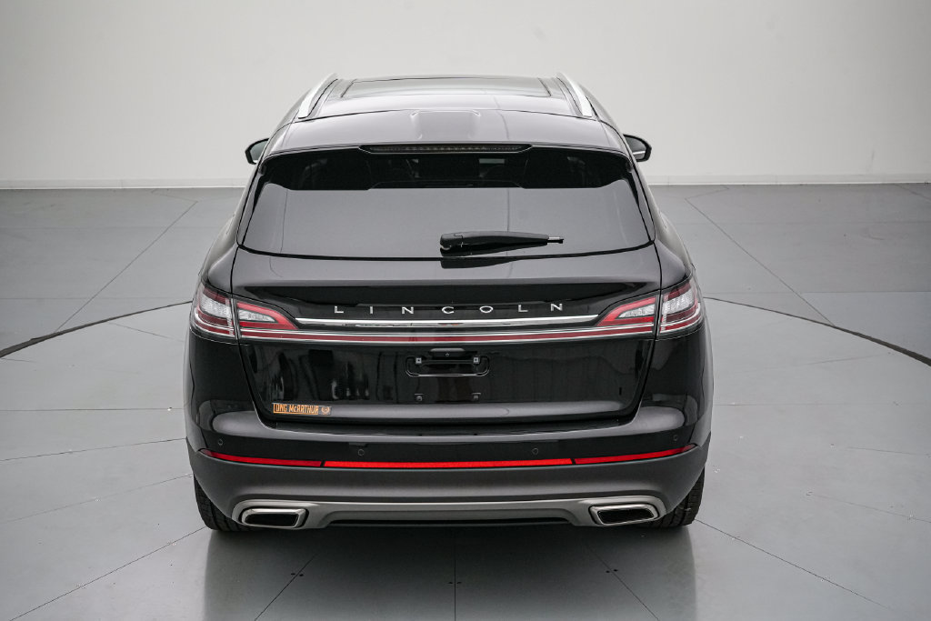 Used 2023 Lincoln Nautilus Reserve w/ Monochromatic Package AWD/4WD image 5