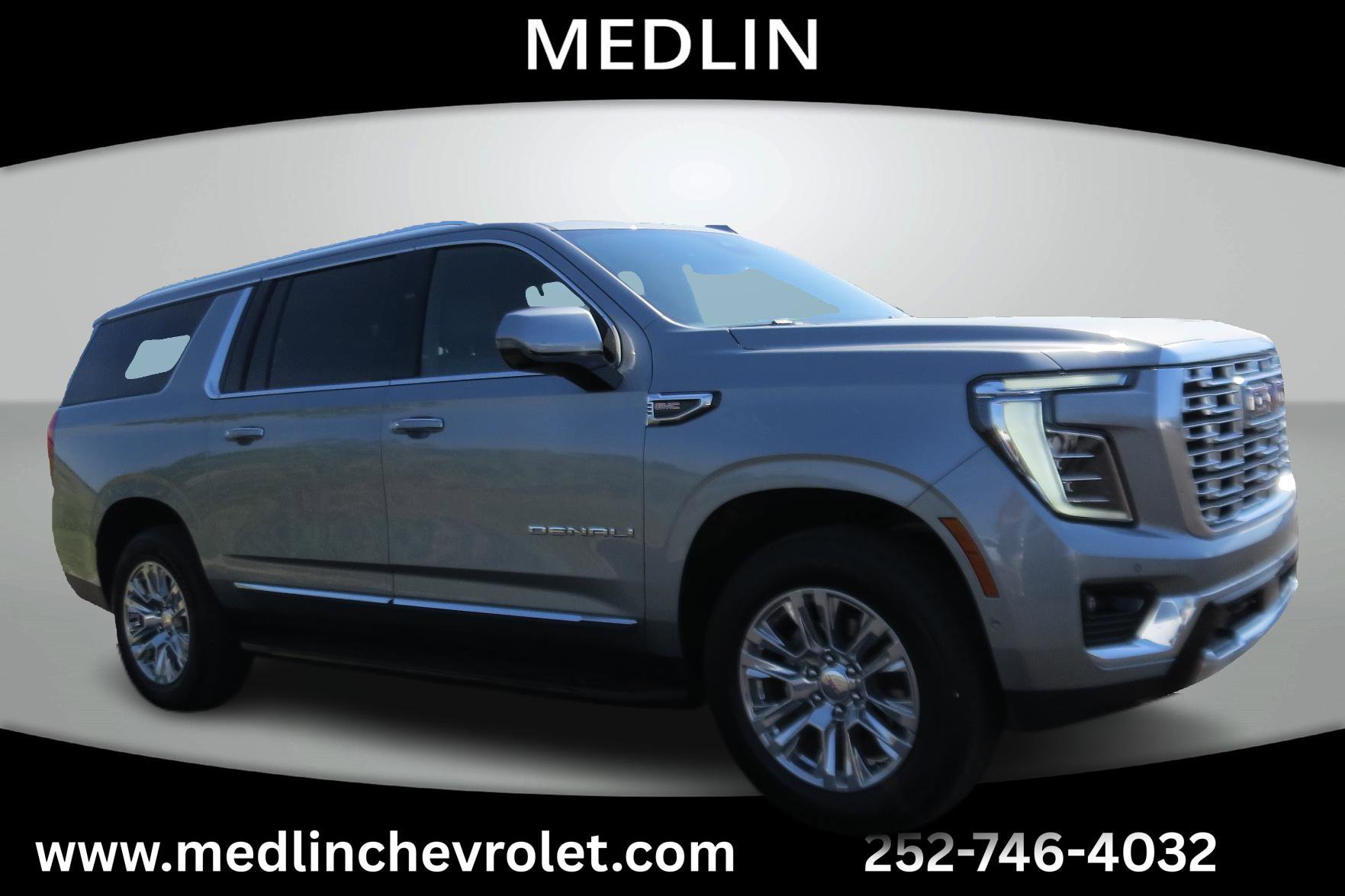 Used 2025 GMC Yukon XL Denali w/ LPO, Floor Liner Package AWD/4WD image 1