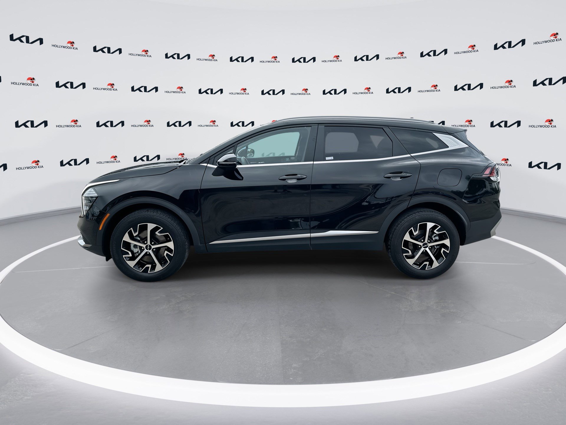 Certified 2024 Kia Sportage EX image 5