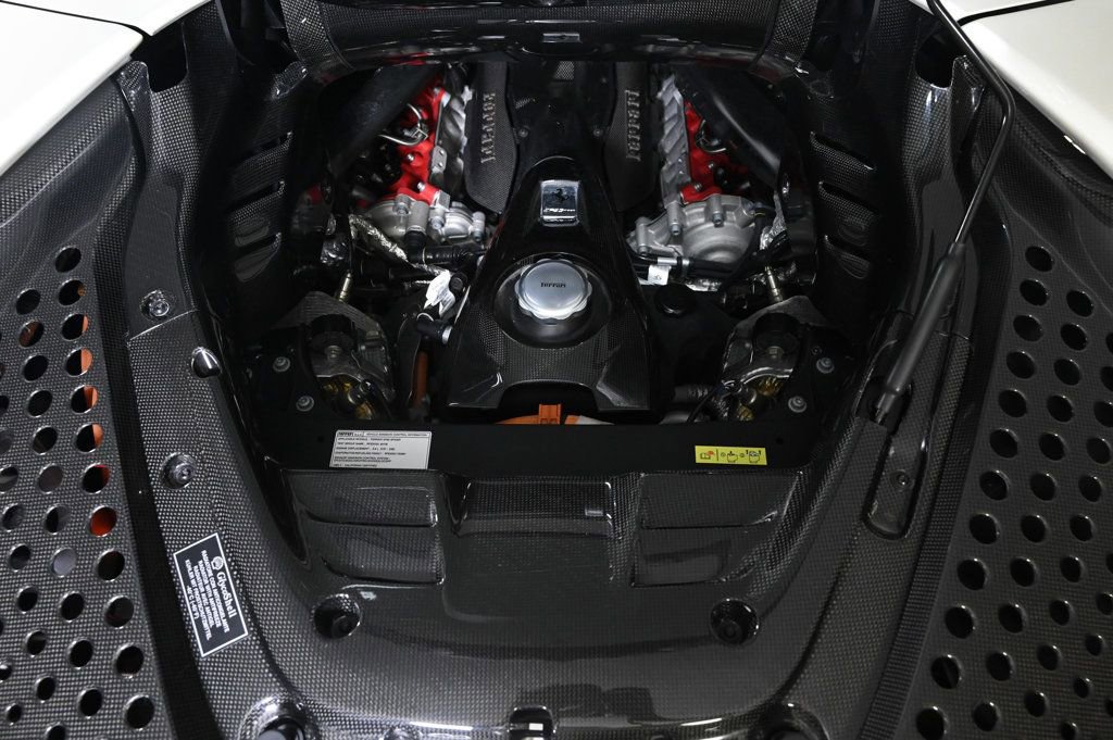 Certified 2024 Ferrari SF90 Spider AWD/4WD image 5