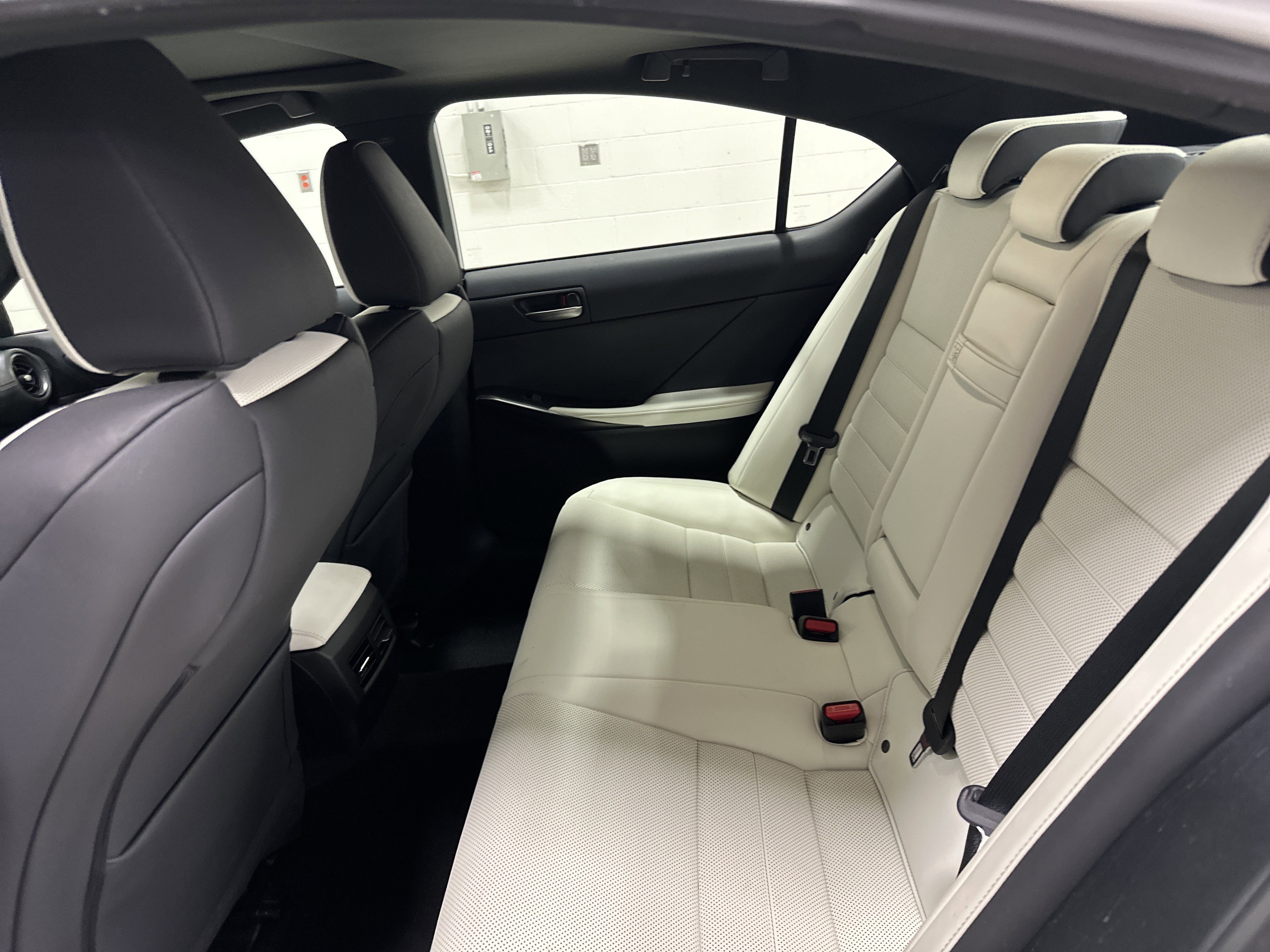 Used 2025 Lexus IS 350 F Sport w/ Navigation Package AWD/4WD image 31