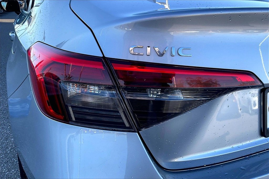 Used 2024 Honda Civic Sport image 29