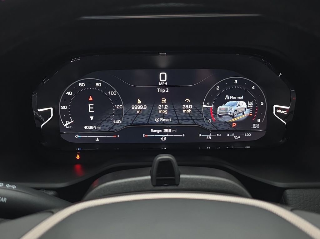 Used 2024 GMC Yukon XL Denali w/ Denali Reserve Package image 10