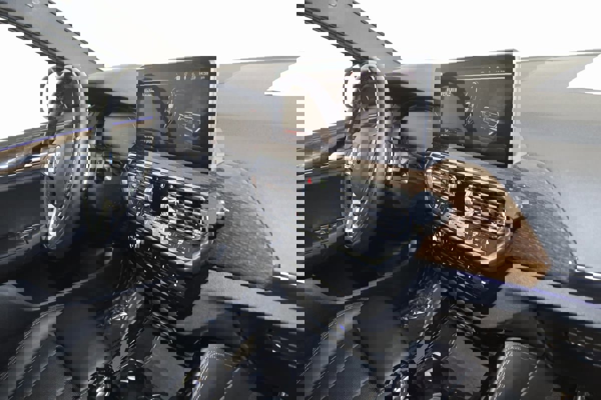 Used 2022 BMW X4 xDrive30i w/ Convenience Package image 45