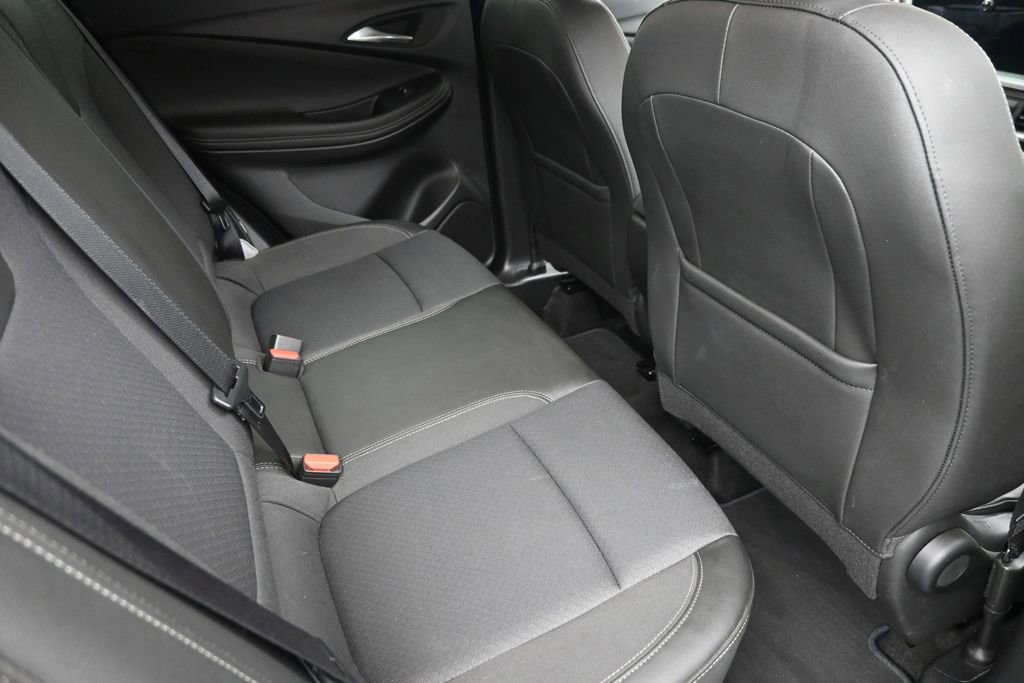 Used 2025 Buick Encore GX Preferred AWD/4WD image 8