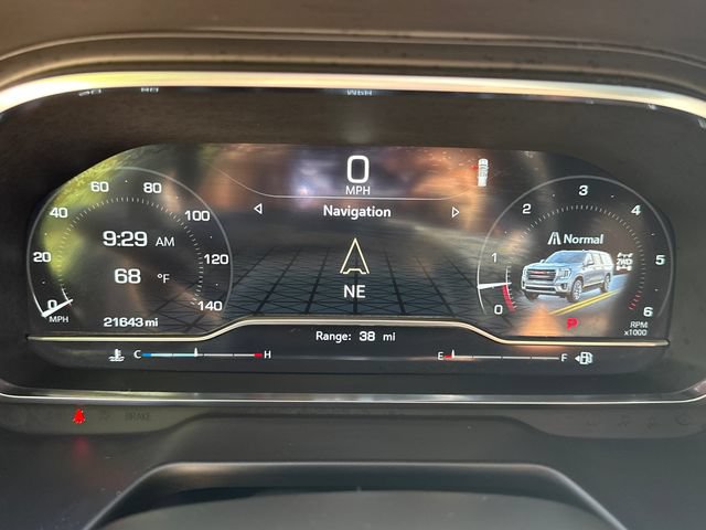 Certified 2024 GMC Yukon AT4 w/ AT4 Premium Package AWD/4WD image 30