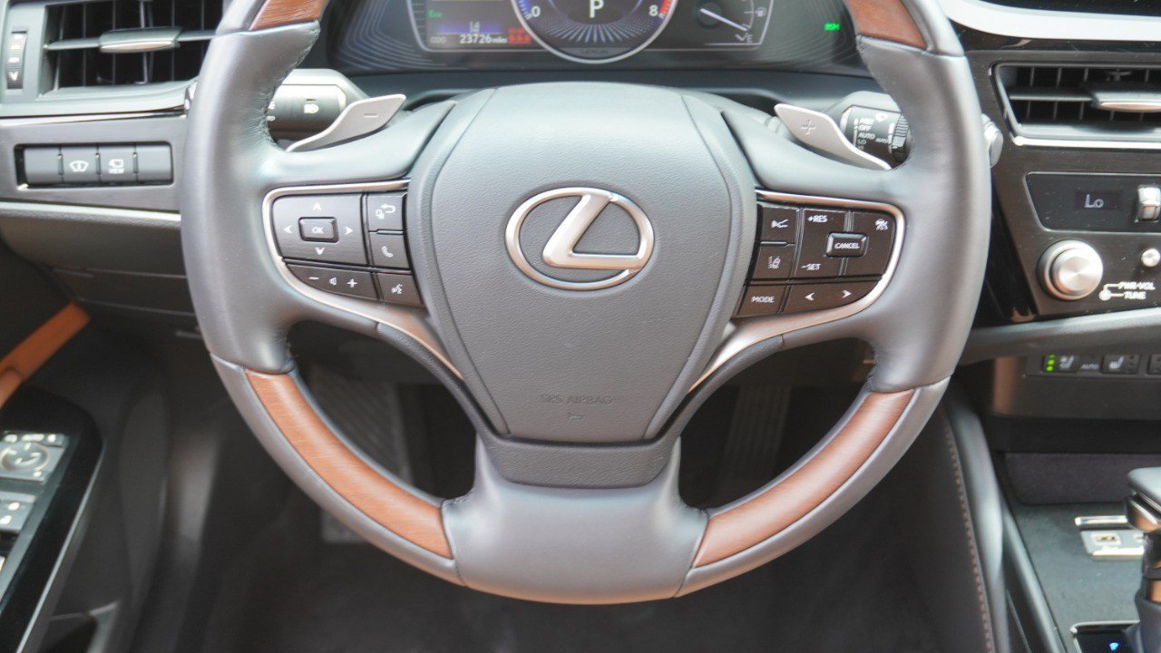 Certified 2024 Lexus ES 350 Ultra Luxury w/ Accessory Package (Z2) FWD image 30