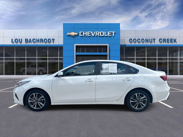 Used 2023 Kia Forte LXS FWD image 5