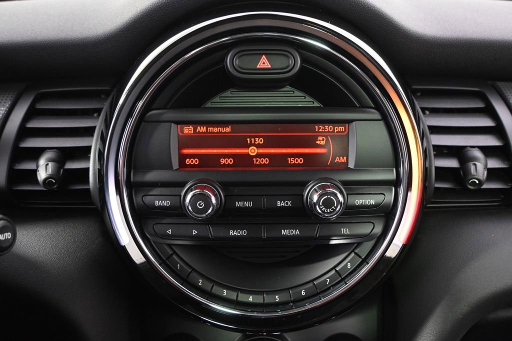 Used 2016 MINI Cooper 4-Door Hardtop image 27