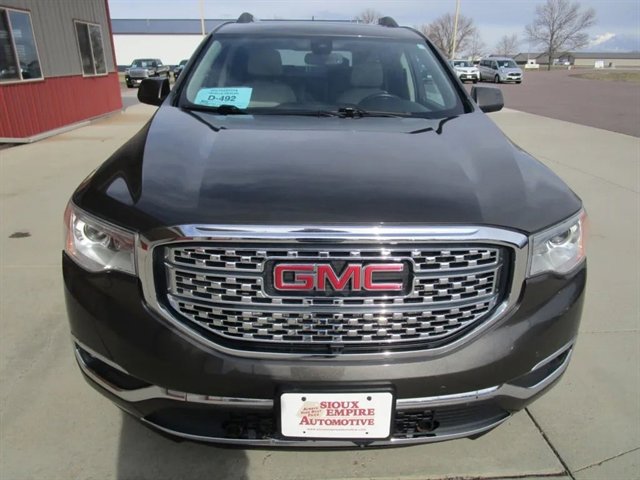 Used 2019 GMC Acadia Denali w/ Technology Package image 4