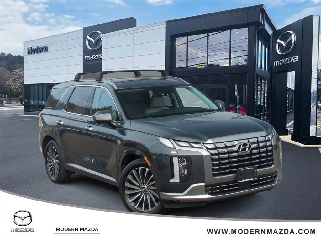 Used 2023 Hyundai Palisade Calligraphy image 1
