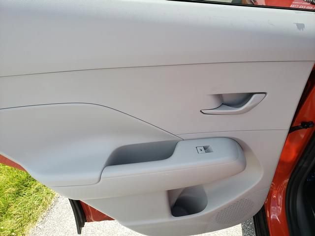 Certified 2024 Hyundai Kona SEL AWD/4WD image 13