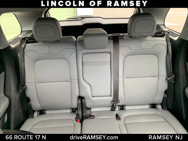 Used 2021 Lincoln Corsair AWD w/ Equipment Group 101A image 27