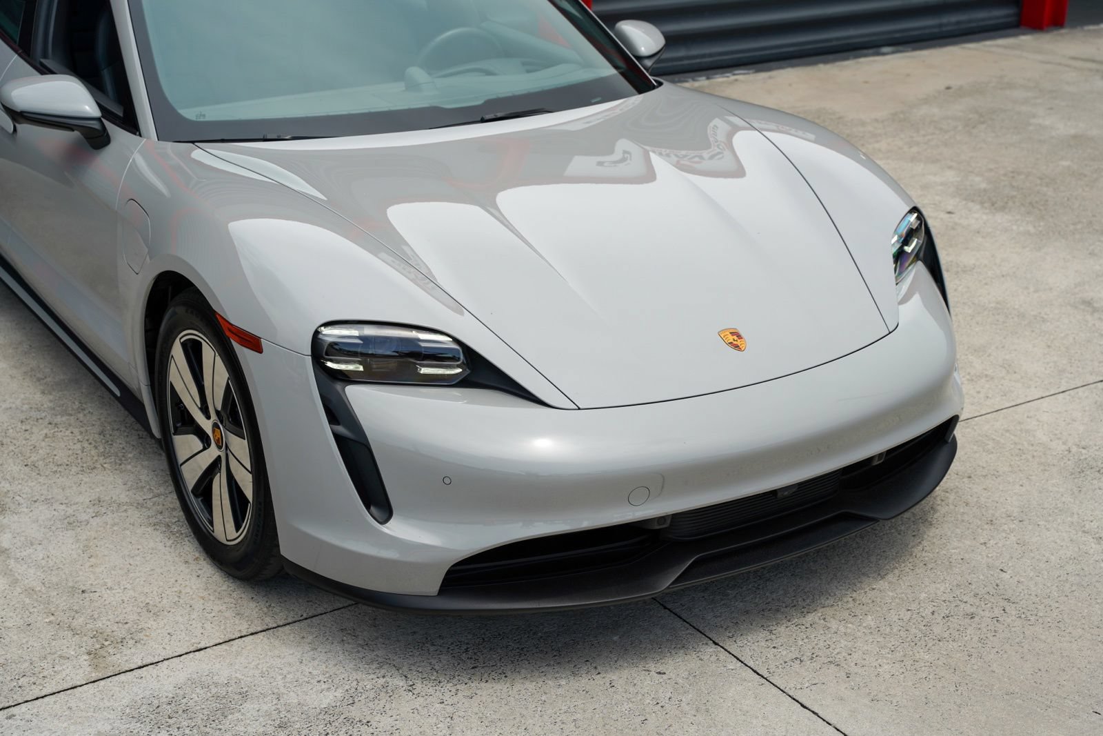Used 2023 Porsche Taycan RWD image 6