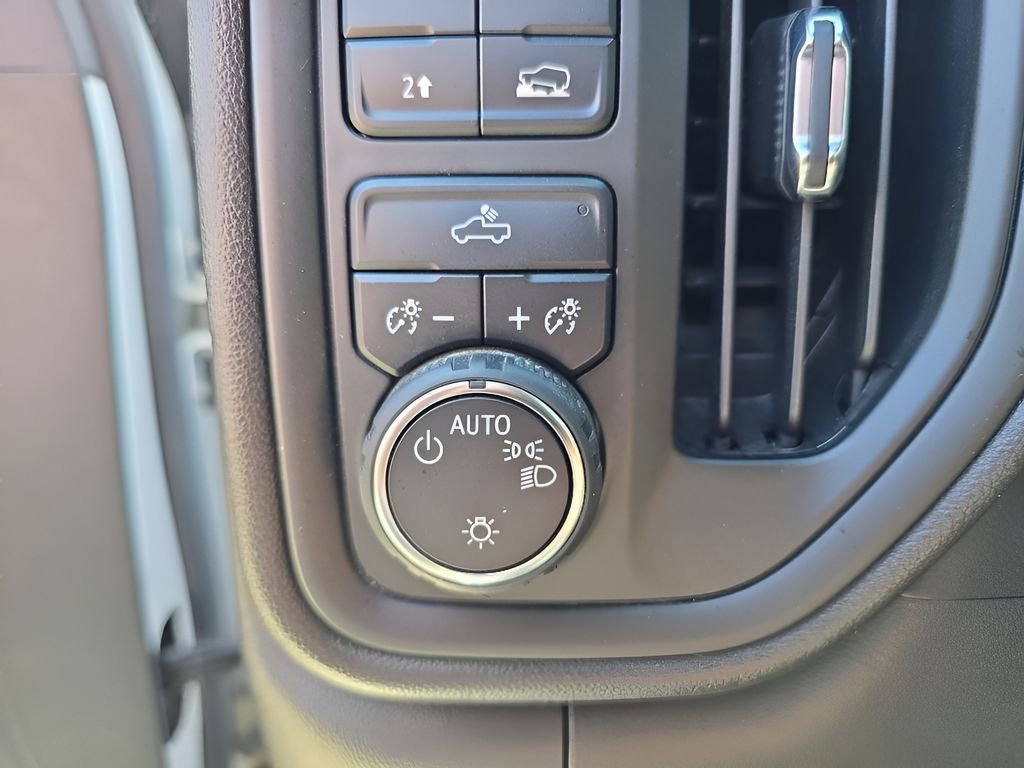 Used 2022 Chevrolet Silverado 1500 Custom w/ Rally Edition image 35