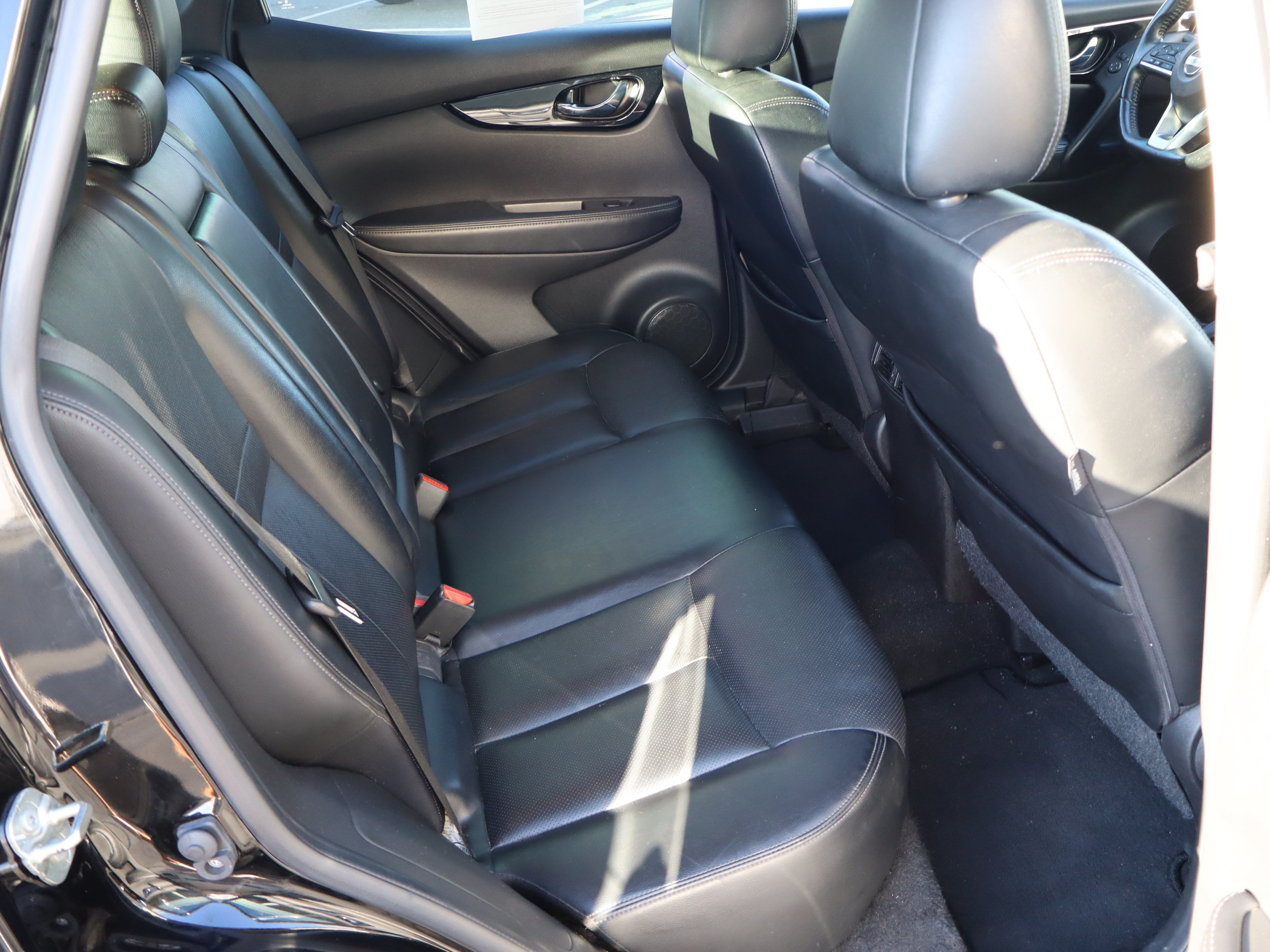 Used 2019 Nissan Rogue Sport SL FWD image 36