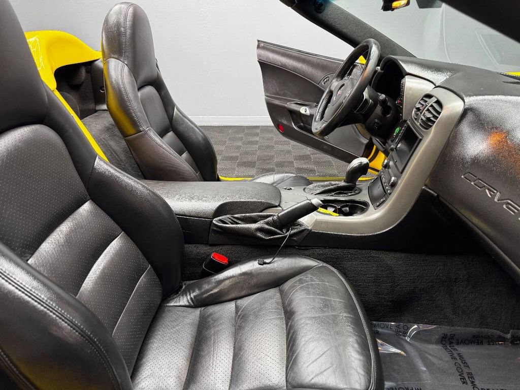 Used 2007 Chevrolet Corvette Convertible w/ Preferred Equipment Group image 51