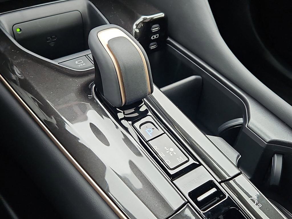 New 2026 Toyota Crown Platinum image 19