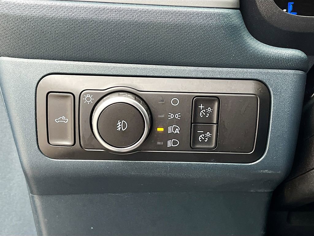 Used 2025 Ford Maverick Lobo image 10