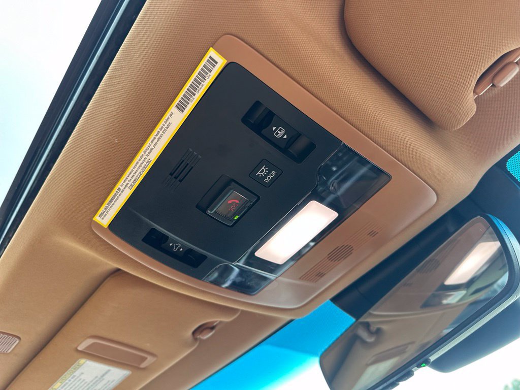 Used 2024 Lexus ES 350 w/ Accessory Package (Z1) FWD image 27