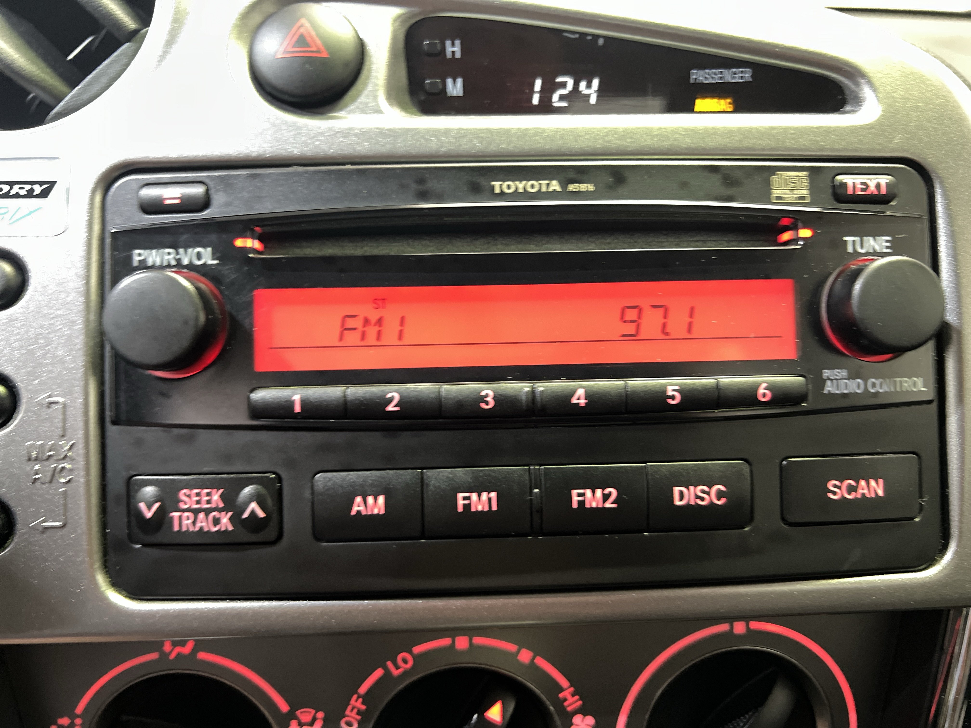 Used 2007 Toyota Matrix FWD image 18