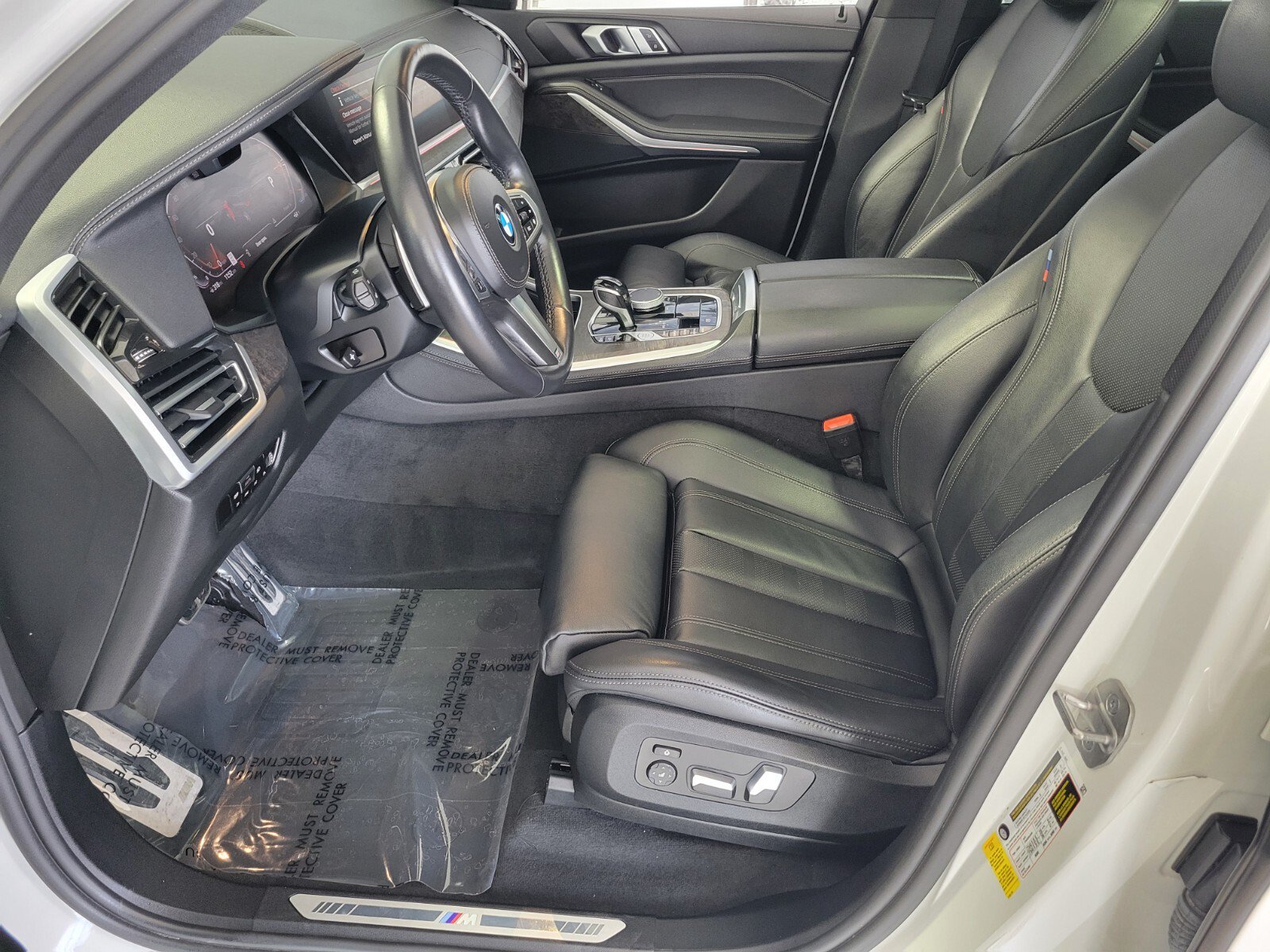 Used 2022 BMW X5 sDrive40i w/ M Sport Package RWD image 11