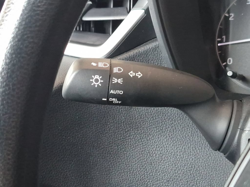 Used 2025 Toyota Corolla LE FWD image 22