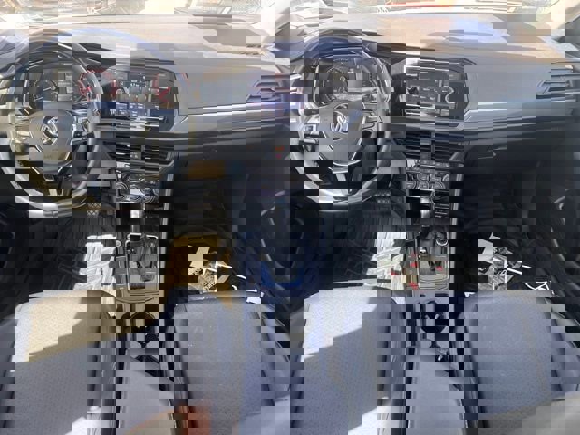 Used 2020 Volkswagen Jetta SE w/ SE Cold Weather Package FWD image 11