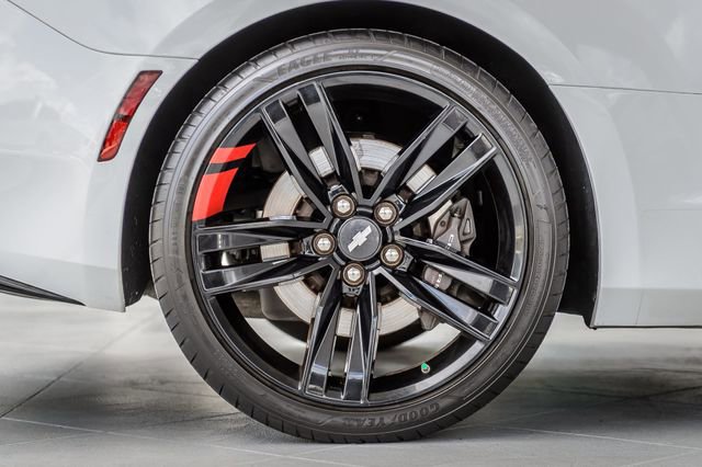 Used 2018 Chevrolet Camaro SS w/ Redline Edition RWD image 14