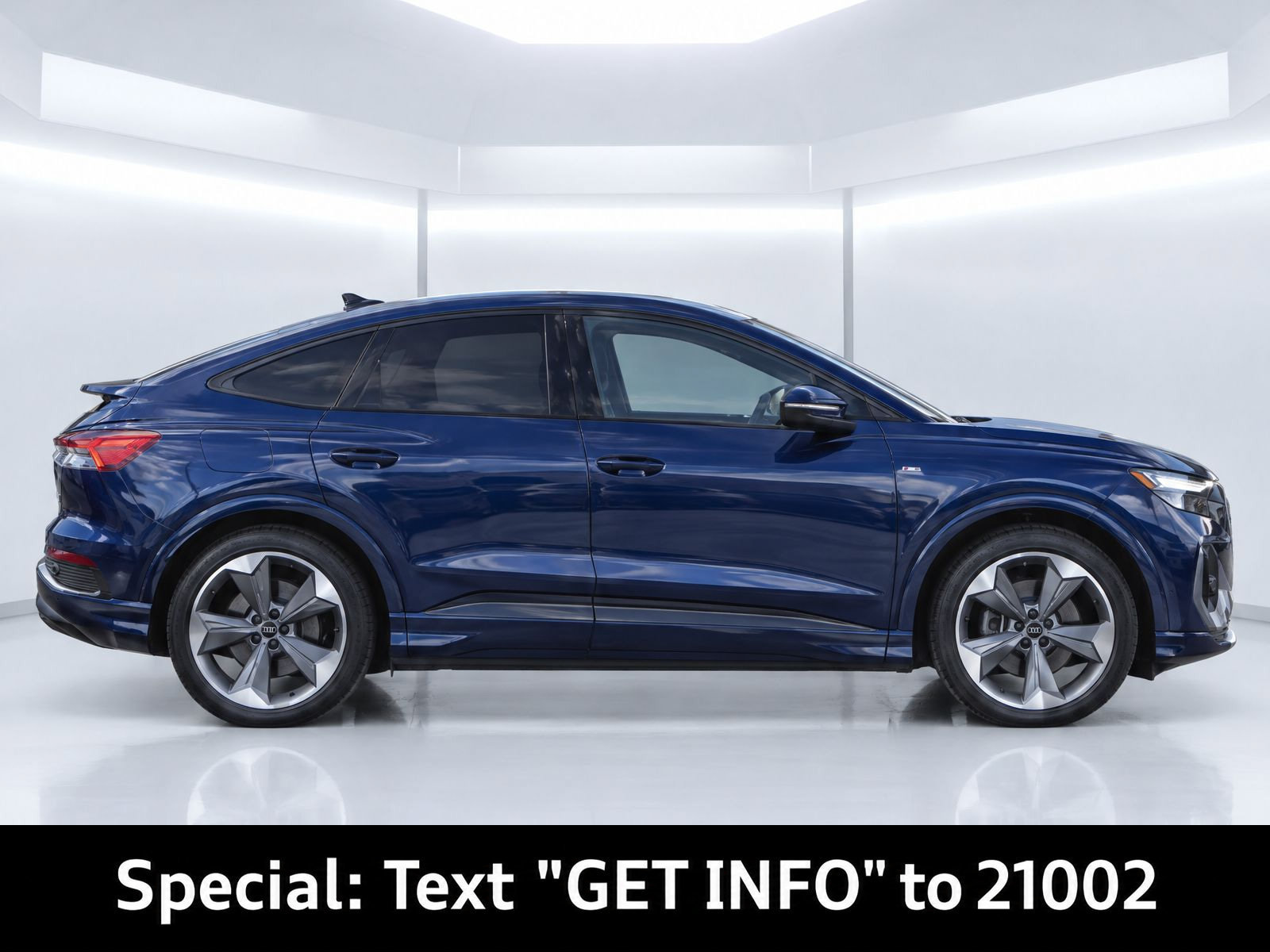 Used 2024 Audi Q4 e-tron Premium Plus AWD/4WD image 8