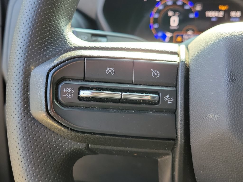 Used 2025 Chevrolet Colorado W/T RWD image 26
