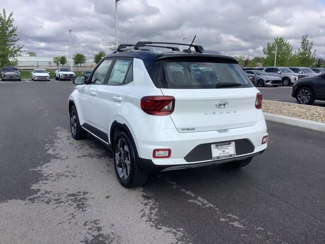 Certified 2025 Hyundai Venue Limited image 8