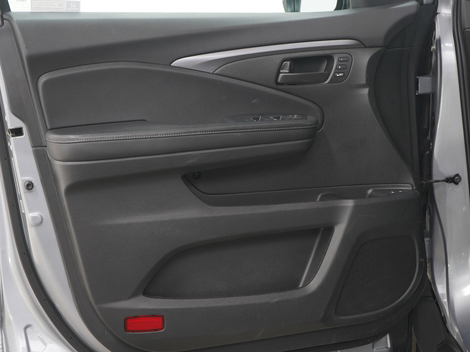 Used 2023 Honda Passport EX-L image 21